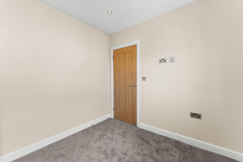 WhatsApp Image 2025-03-19 at 2.16.57 AM (7)